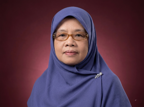 Prof. Dr. Hj. Amrah Kasim, M.A.